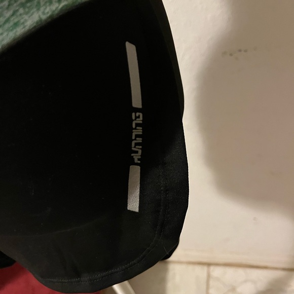 Sports bra and matching walking or jogging shorts Size small/medium - Picture 4 of 12